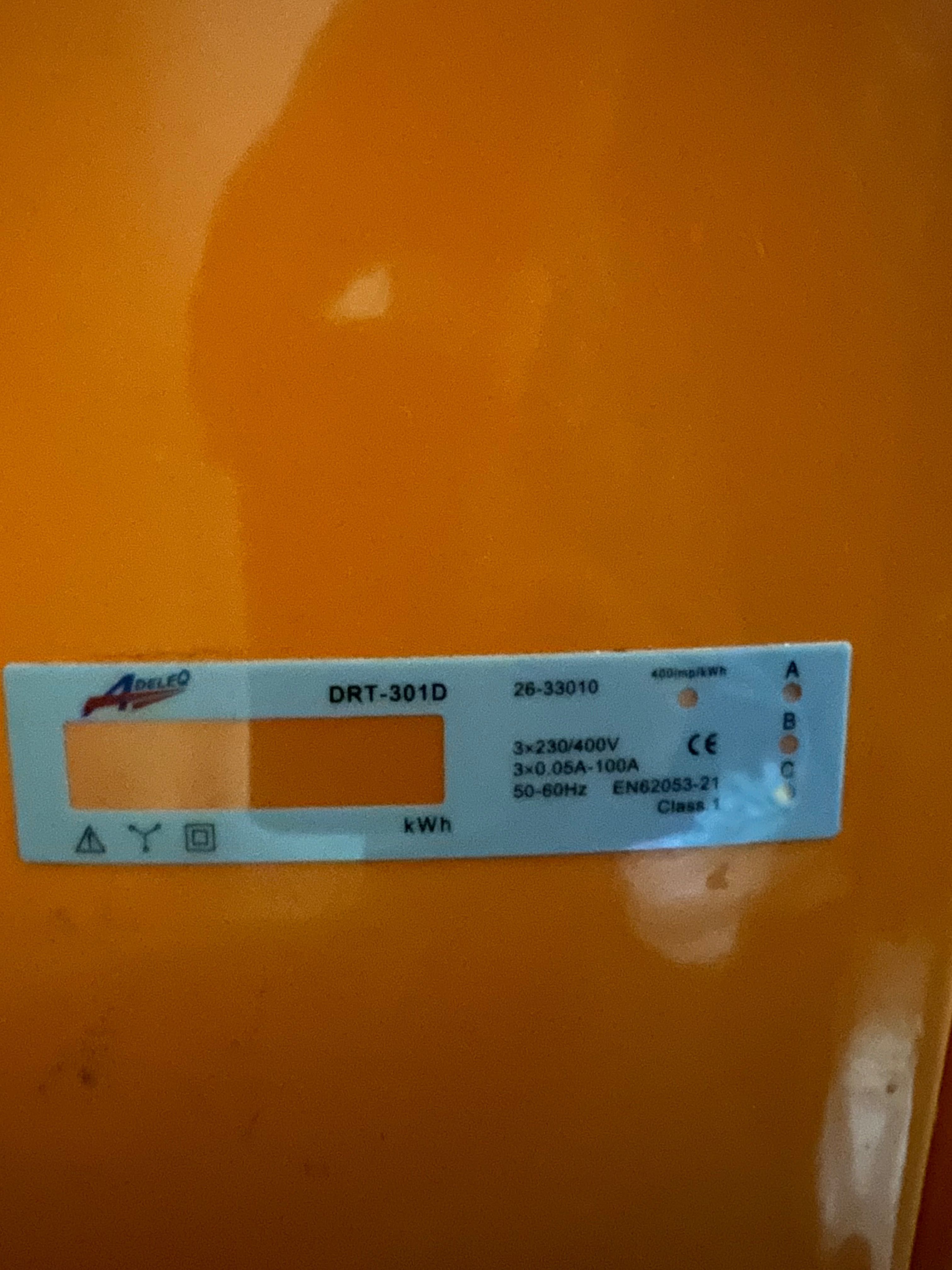 Vand aparat de bronzat -Solar Vertical