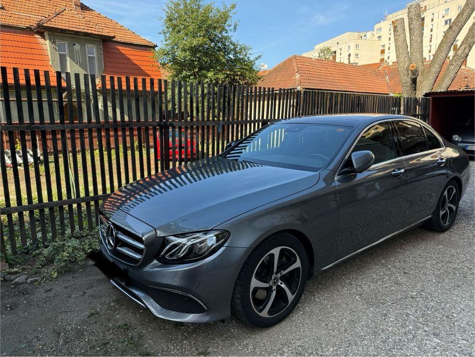 Mercedes-Benz E Mercedes Benz E220 4MATIC