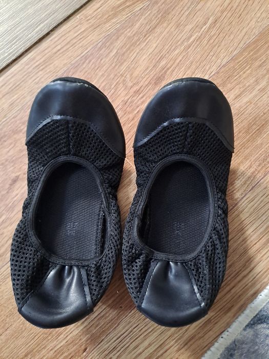 Продам чешки черные