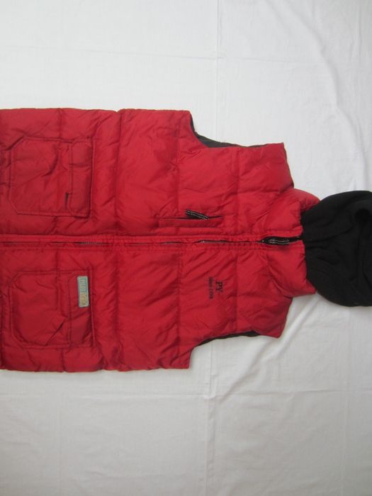 Vesta Pyramid cu gluga,pentru copii masura M 14 , poliamida