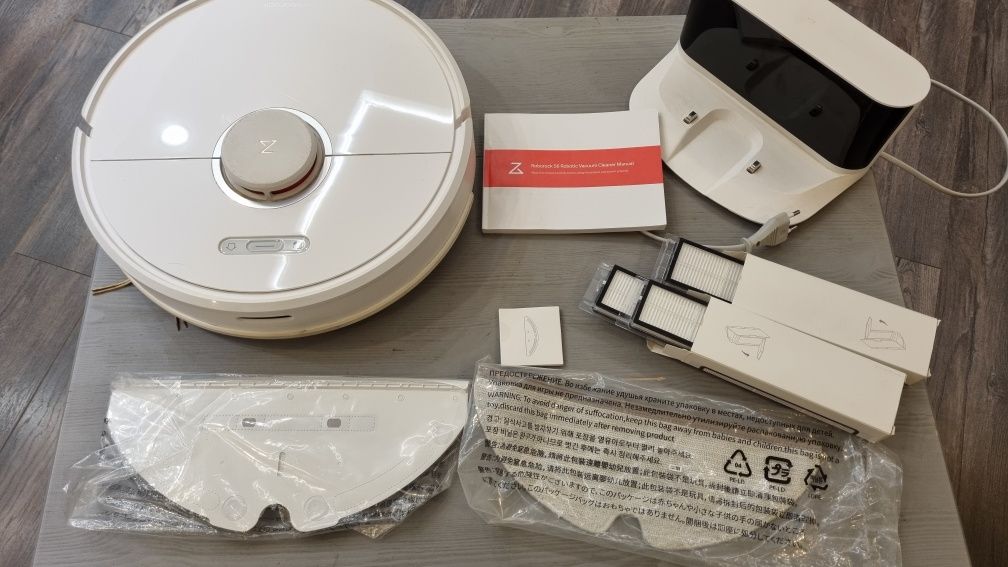 Робот пылесос Roborock S6