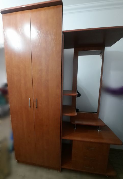 Срочно продам  прихожую