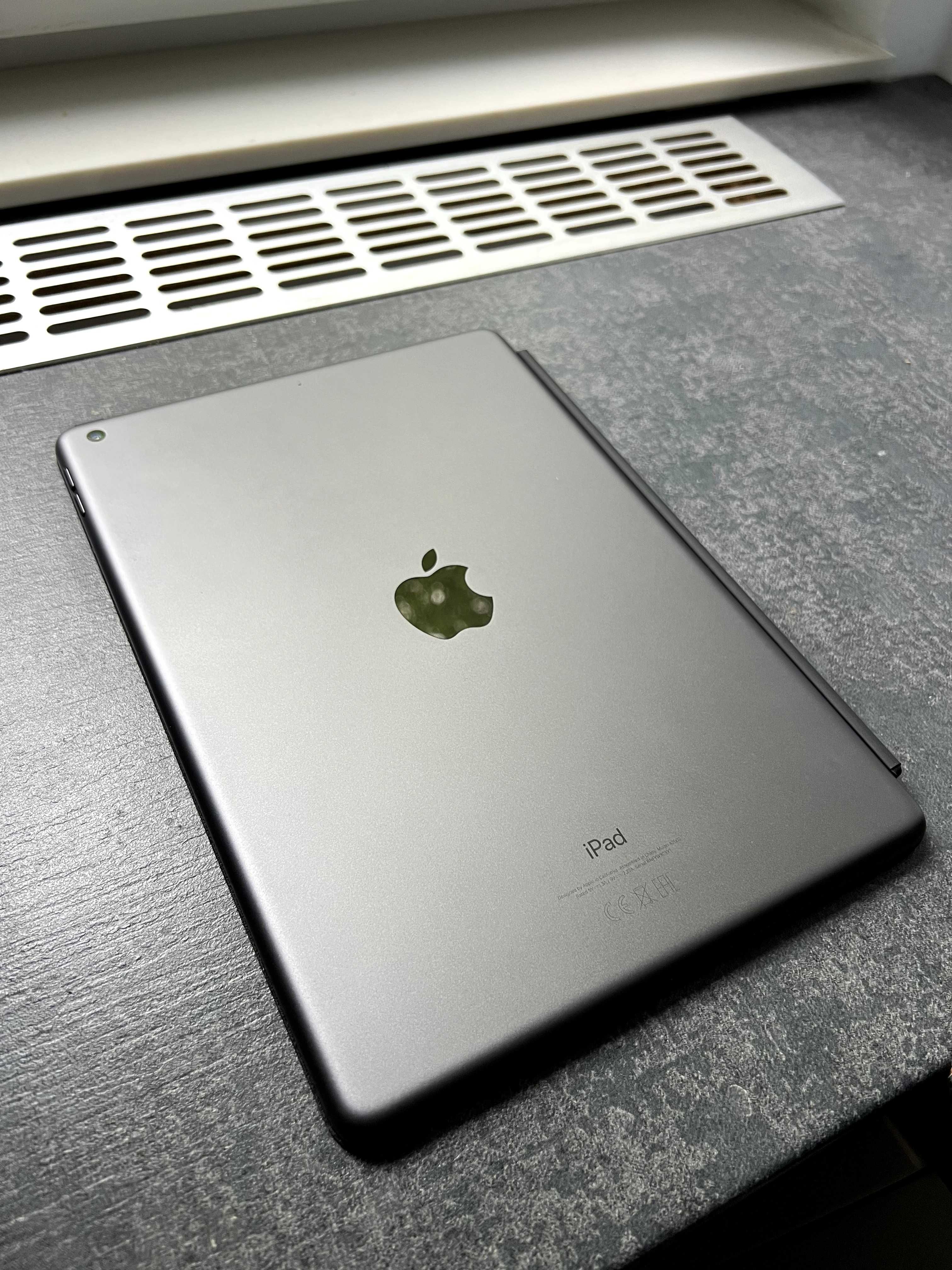 Vand iPad 9 10.2 inch Space Grey 64 GB ca nou