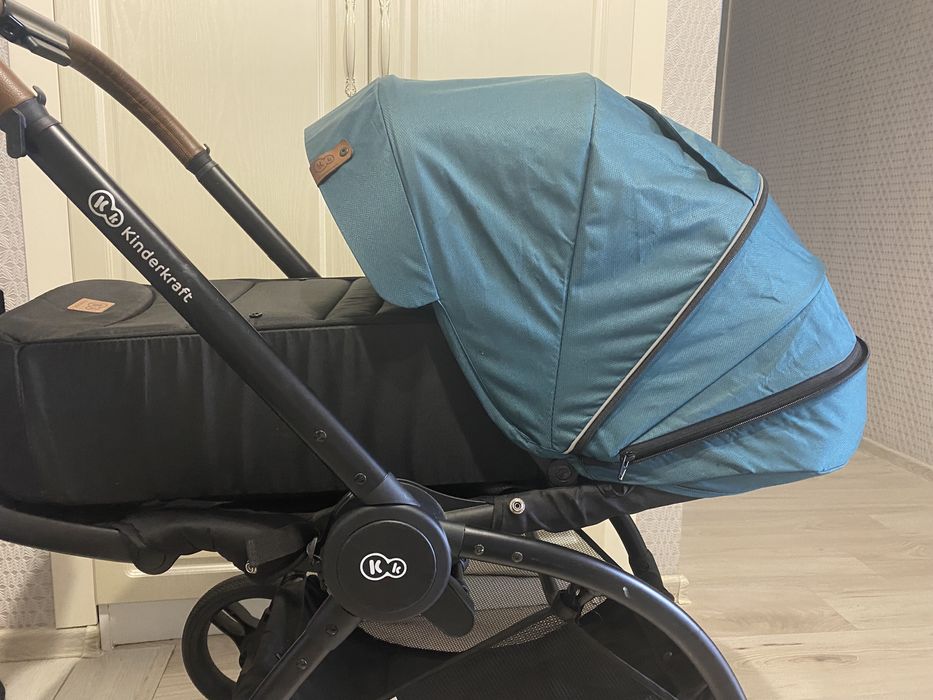 Продам коляску kinderkraft 2 в 1