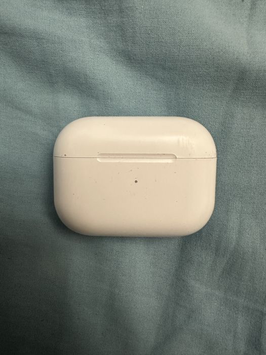 Продам airpods pro 3 оригинал