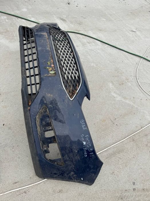 Bara fata + spoiler Ford Focus 3 FACELIFT