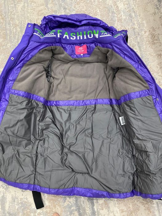 Продам зимнюю куртку на девочку