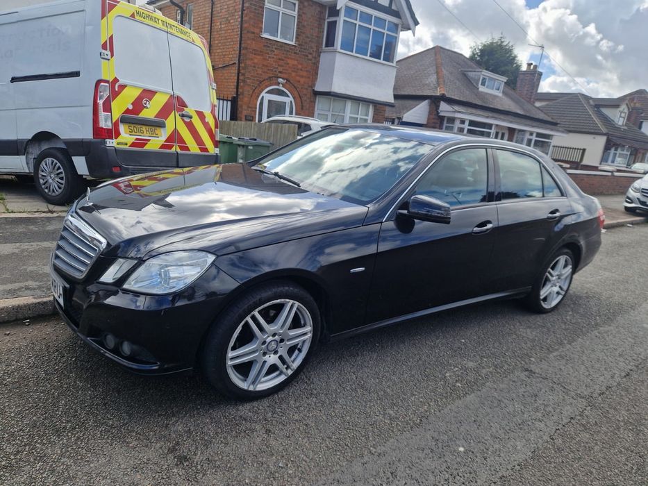 Vand sau dezmembrez e220 euro 5 motor om 651