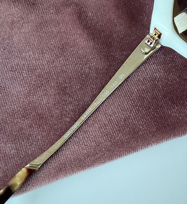 Ocheri de soare Miu-Miu - originali