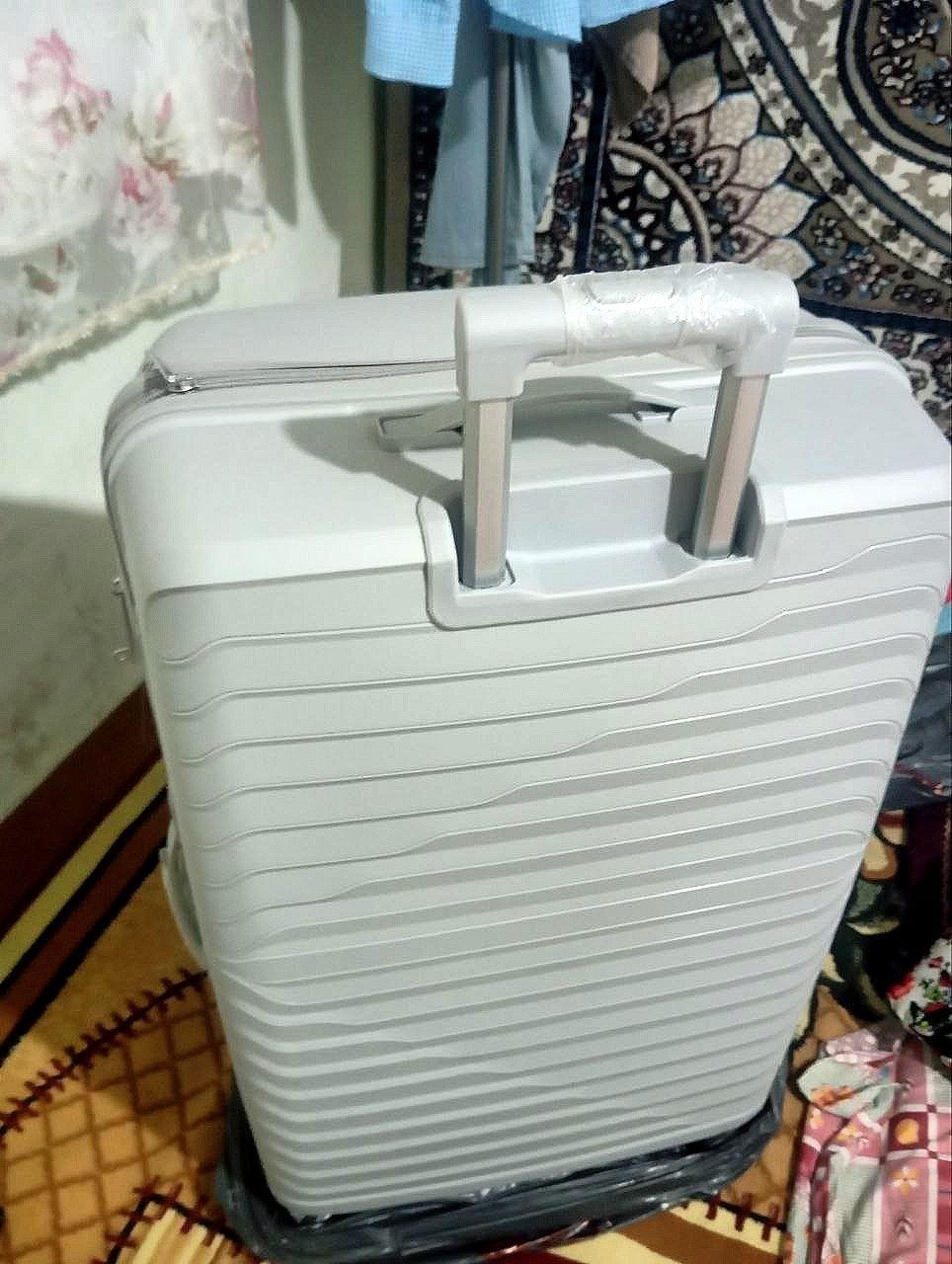 Yangi chamadon. Chetga,sayohatga chiqayotganlar uchun