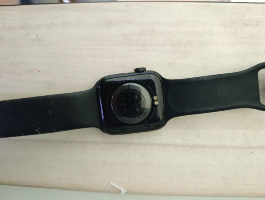 Смарт часовник .