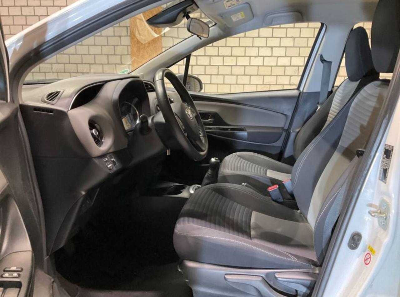 Toyota Yaris 2 броя на части