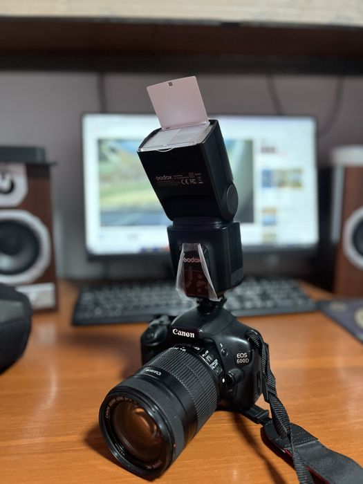 Кэнон 600 со спышкой