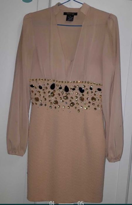 Платье вечернее, нарядное, красивое, нежное с камнями