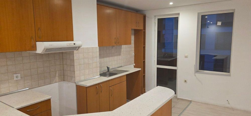 Тристаен,за продажба,ж.к. Ман Ливади