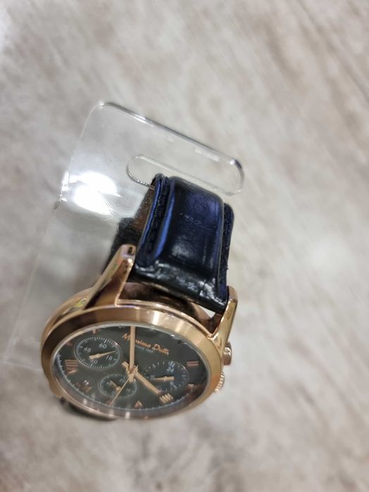 Часовник Massimo Dutti