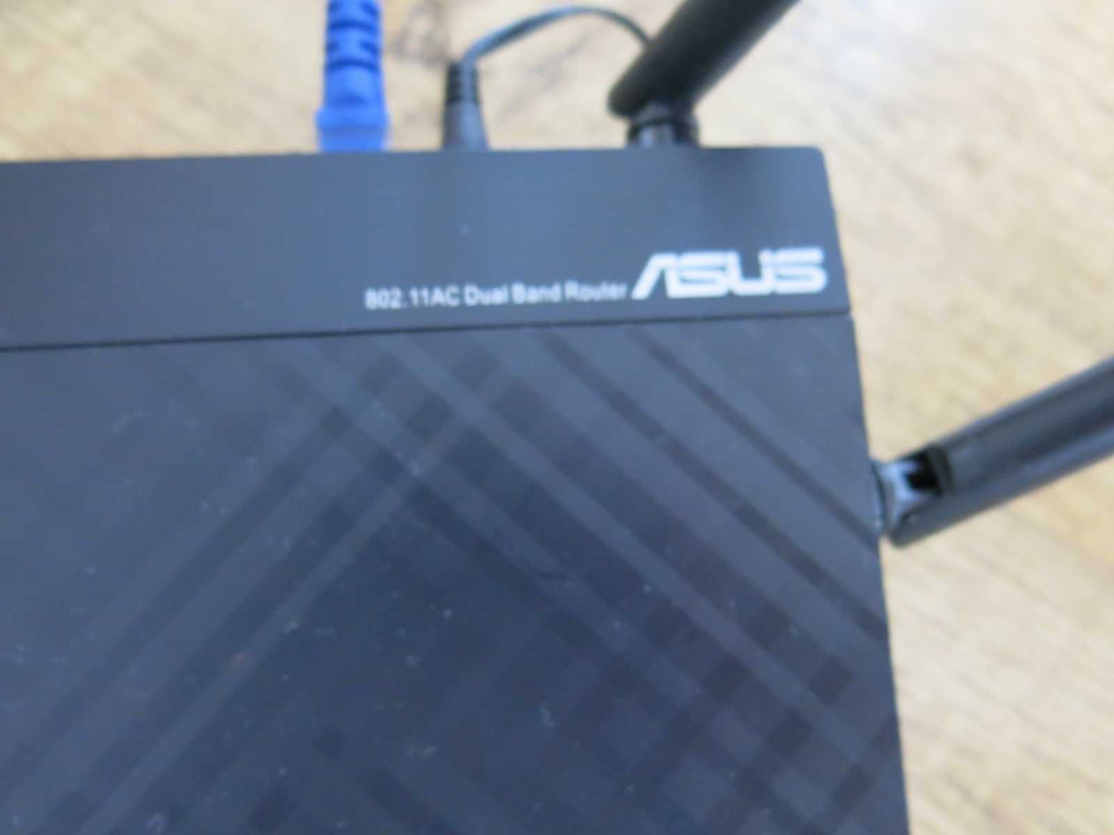 Рутер ASUS RT-AC750 Dual Band 2Ghz 5Ghz