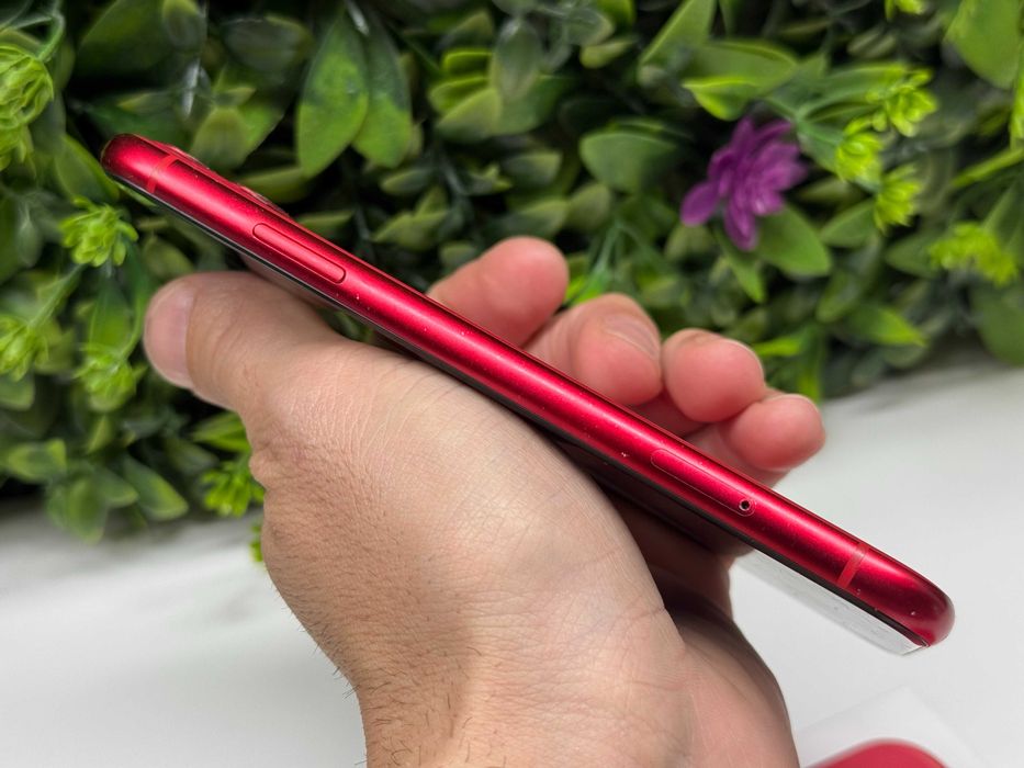 iPhone 11 64GB Red 100% Батерия Гаранция