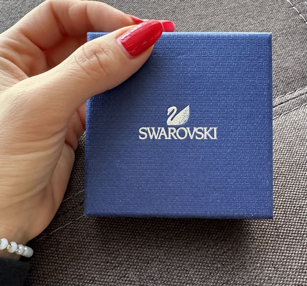 Дамска гривна на Swarovski