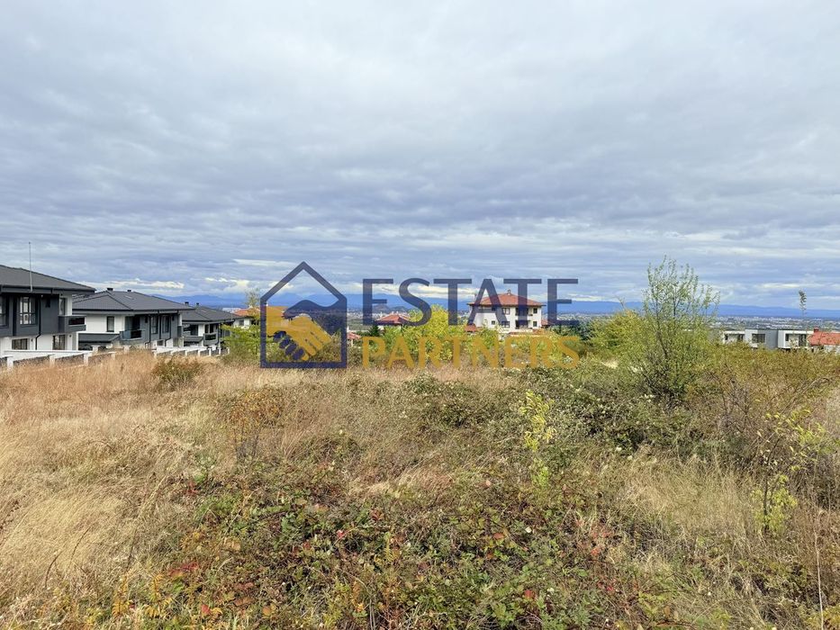 Парцел в Пловдив, област-с.Марково площ 3640 цена 500000