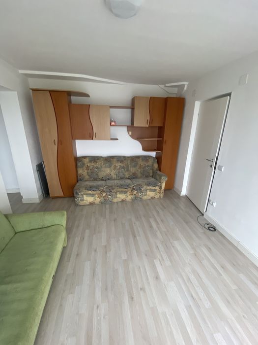 Inchiriez apartament cu 2 camere