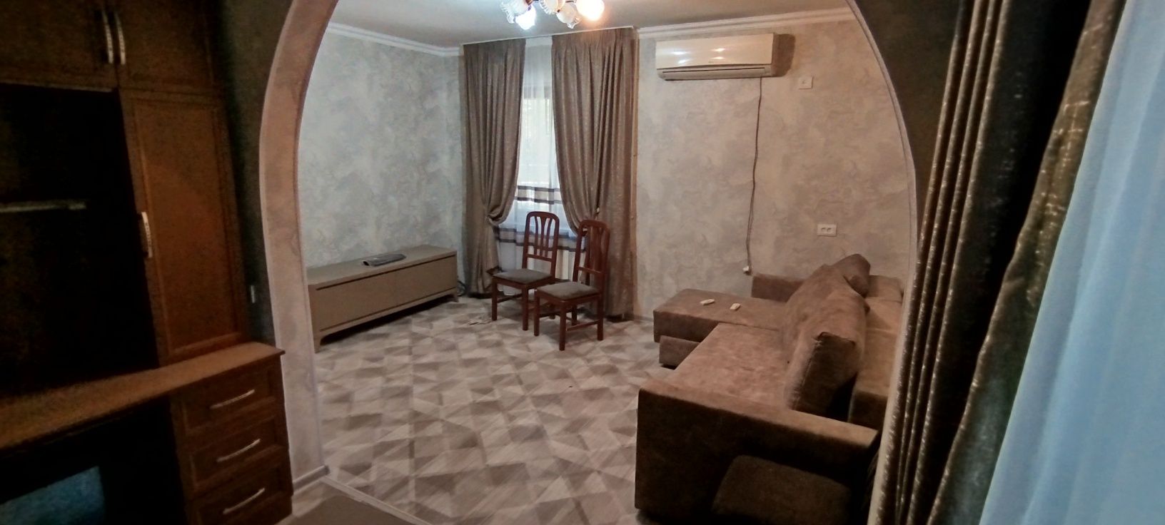 Двойная квартира 1+2 комнатная. Новомосковская,Кази-базар.