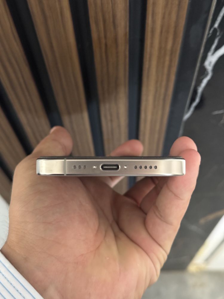 iphone 16 pro сатылады срочно