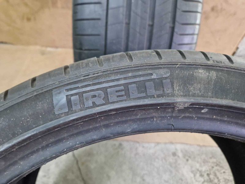 2 Pirelli R21 305/30
летни гуми
DOT2819