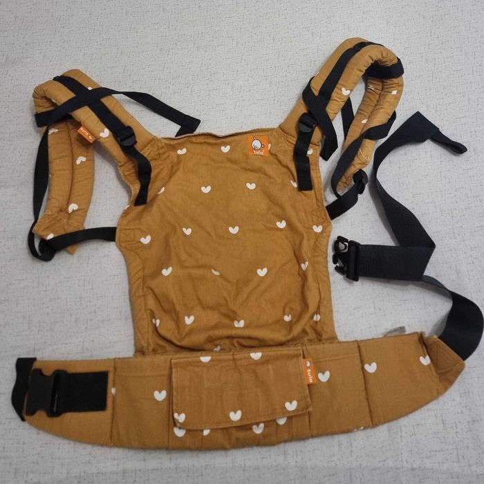 Tula Free to grow - раница за бебеносене