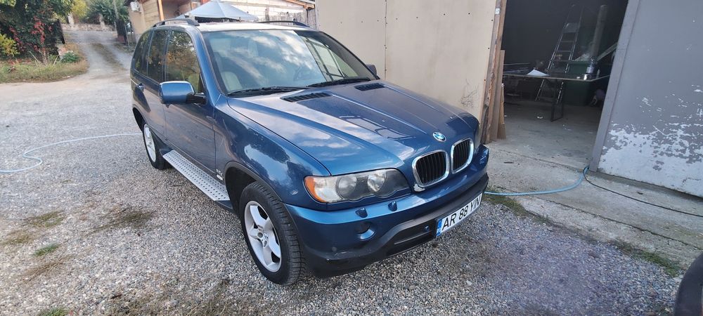 Vând BMW X5 3.0D manual