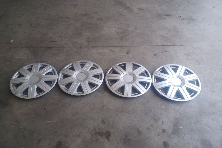 CAPACE ROTI R15 Volkswagen VW Golf 5 [2003 - 2009] Hatchback 5-usi 1.