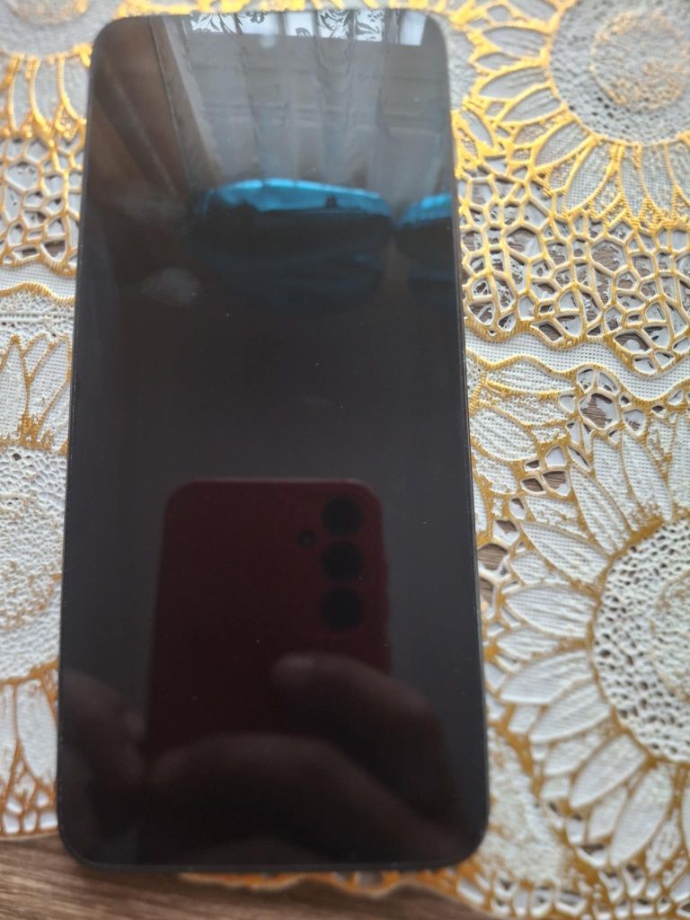 Vând redmi 12 5g 128gb cu 6gm ram