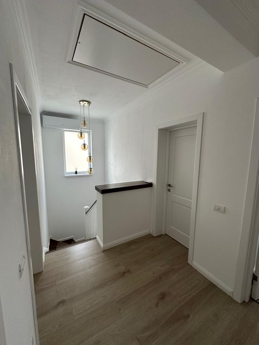 Proprietar Vand Duplex  cu Fotovoltaice  in Giroc