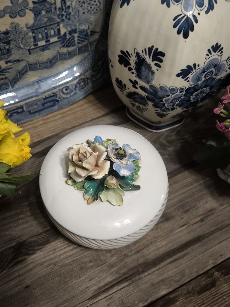 Порцеланова кутия Capodimonte