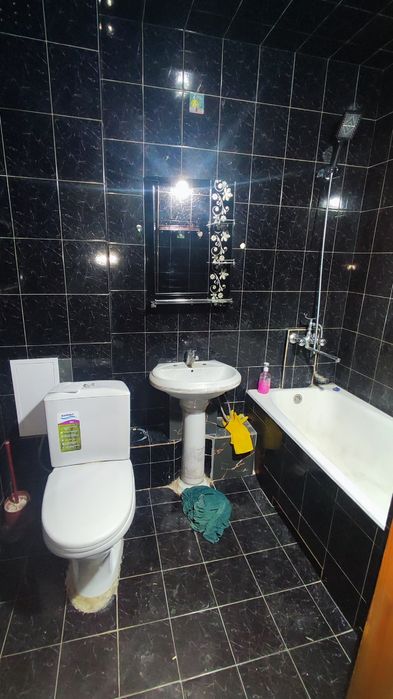 Сдаётся 3-ком. Хамза. Чил-5.