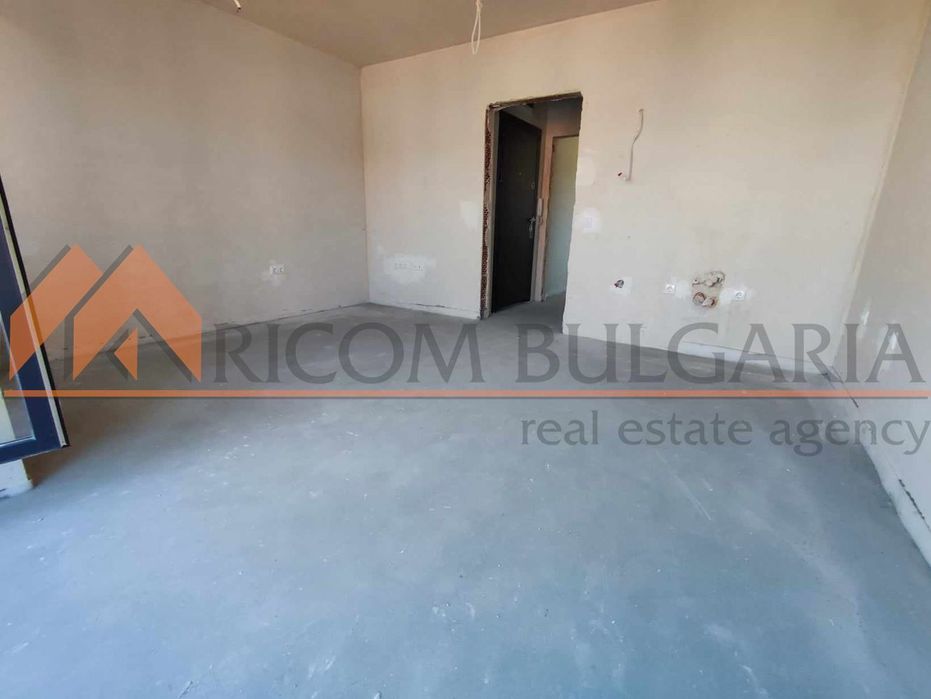 Продава се Двустаен апартамент в Варна, Виница - 75 кв.м за 1640 €/кв.м - Снимка #6