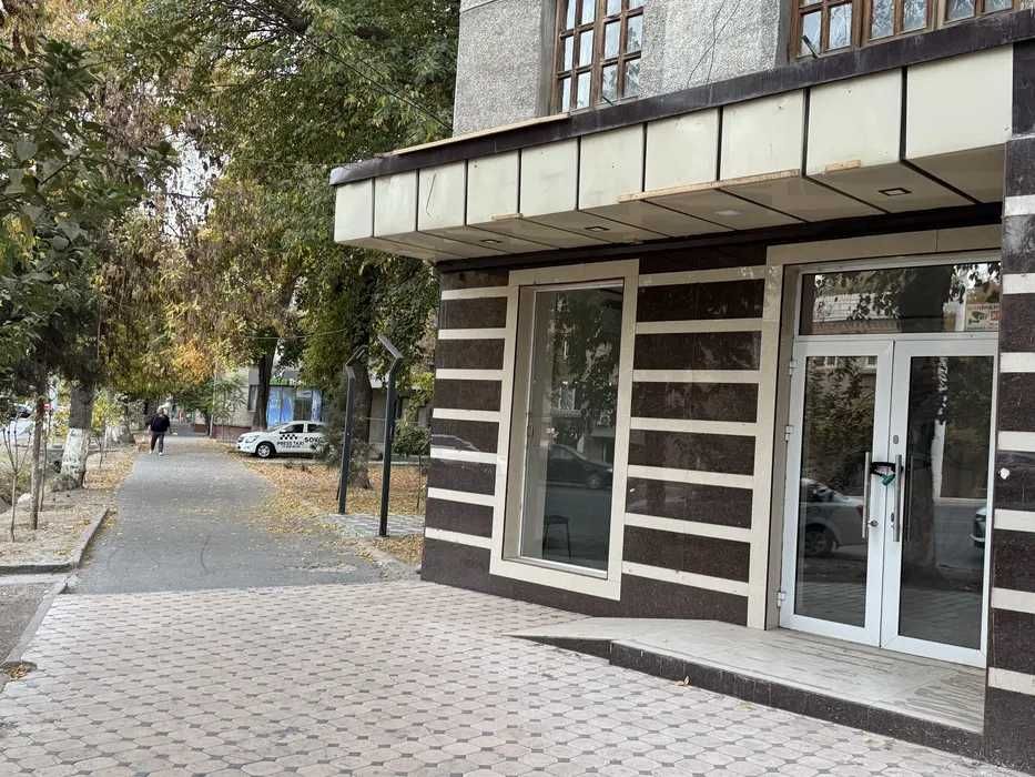 1-я  линия НЕЖИЛОЕ Чиланзар - 2кв-л 77м2