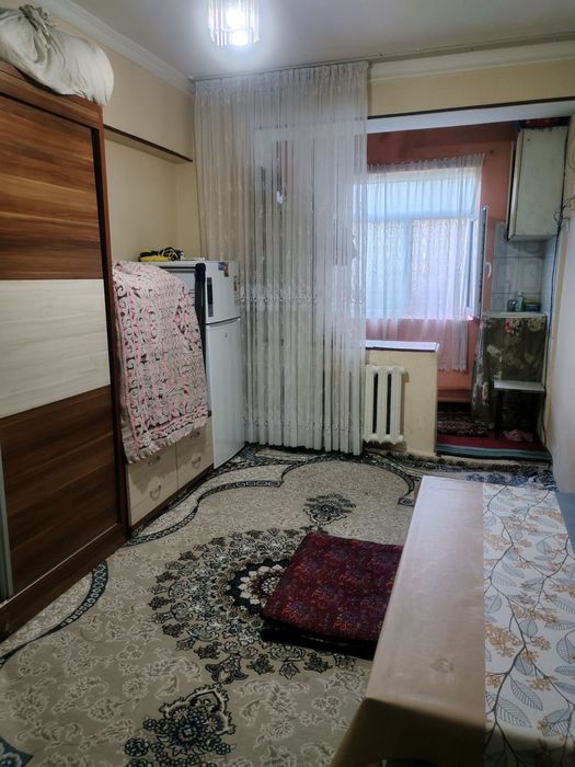 1 хона уй сотилади