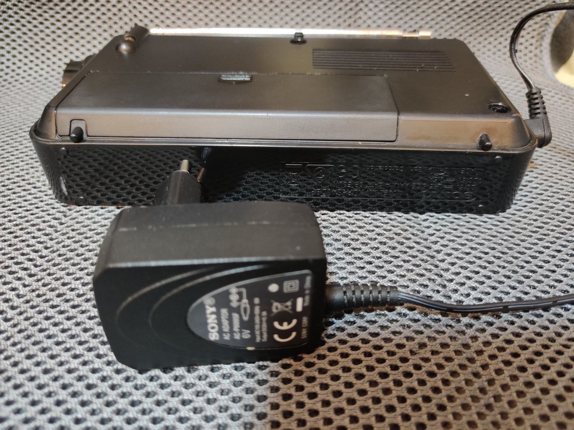 Radio portabil cu DAB Sony XDR-S40DBP