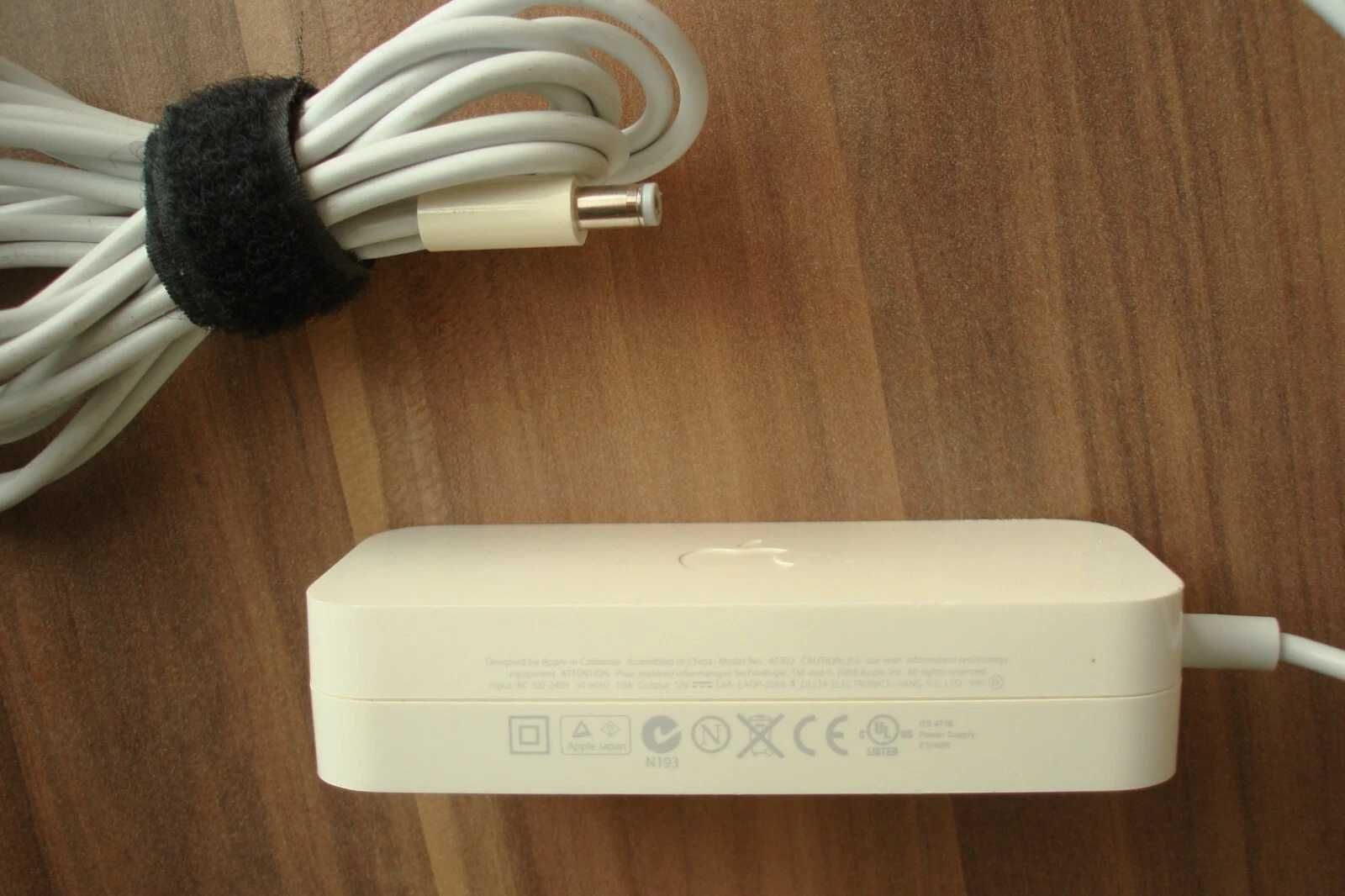 Оригинално зарядно Apple A1202 / EADP-20BB A за AirPort Extreme – 22W