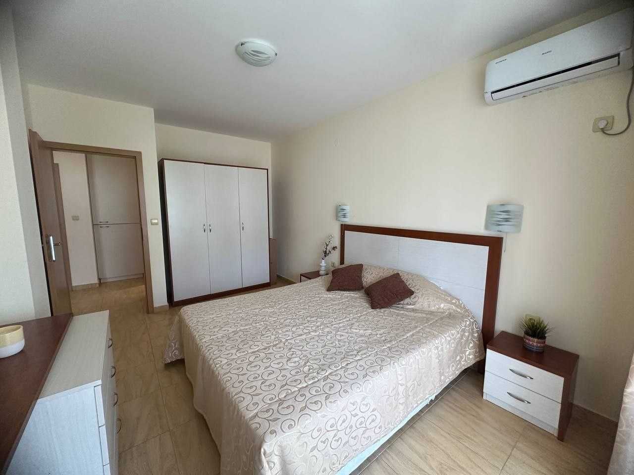 Дава се под наем Двустаен апартамент в Свети Влас - 64 кв.м за 350 € - Снимка #2