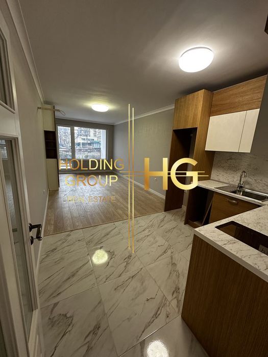 Продава се Двустаен апартамент в к.к. Св.Св. Константин и Елена - 79 кв.м за 2121 €/кв.м - Снимка #1