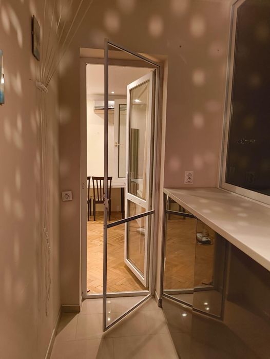 Дава се под наем Тристаен апартамент в Пловдив, Център - 80 кв.м за 510 € - Снимка #5