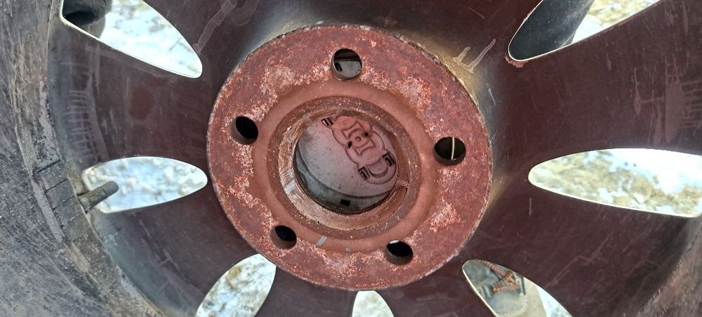 Vand  jante aliaj original de audi