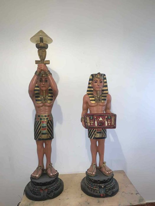 Statuie/Veioza cu tenta egipteana