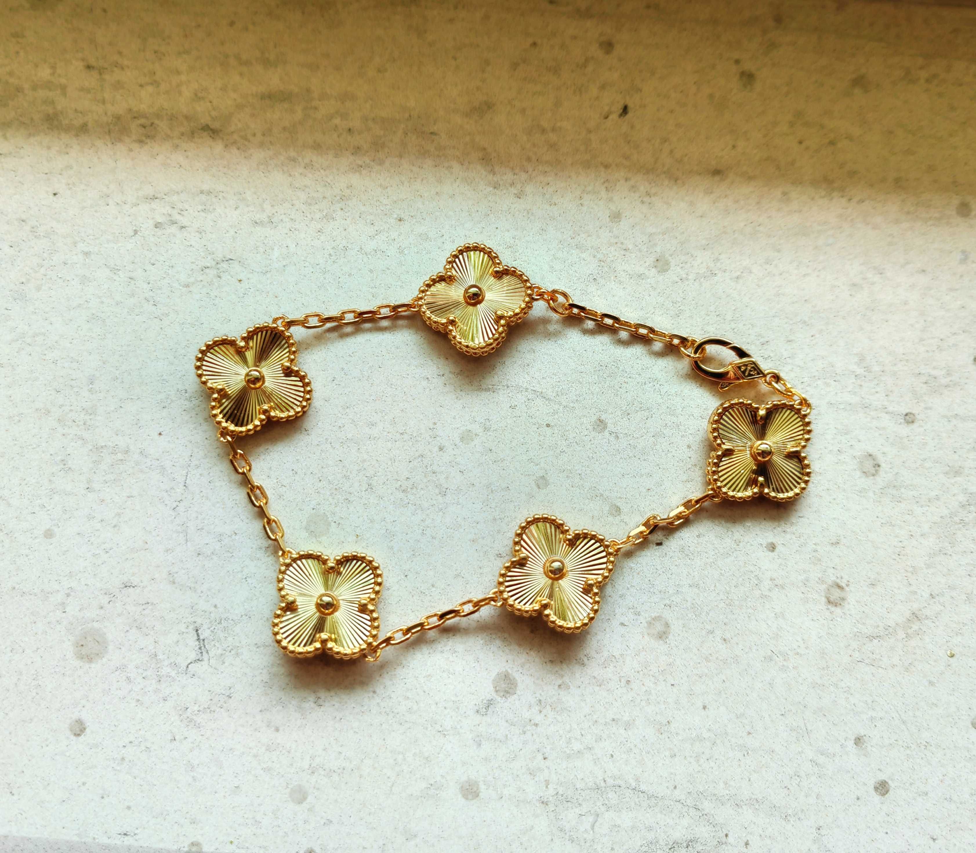 Гривна със златни детелини - Van Cleef & Arpels VCA Vintage Alhambra