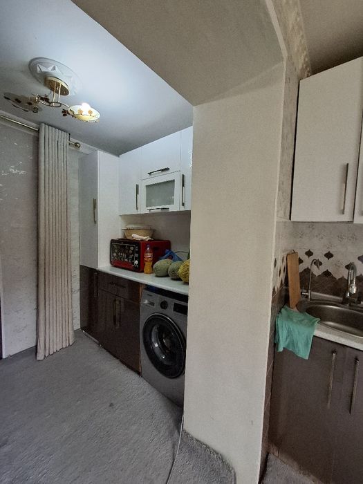 Срочно сотилади чилонзор 24.   
4 хона, 
3- этаж,  
5 этажли, гиштли д