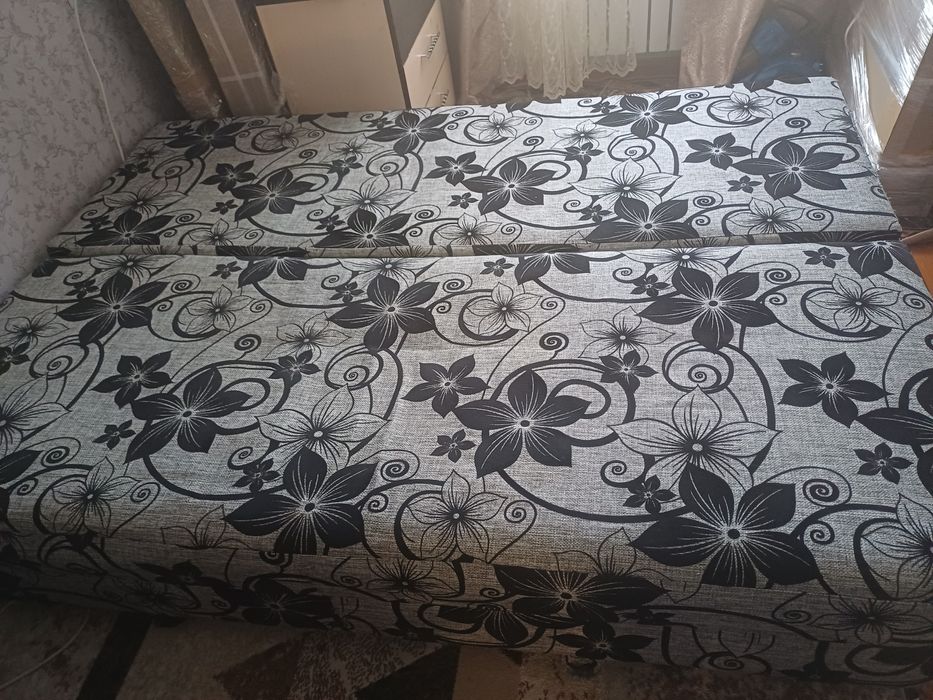 Срочно продам Диван