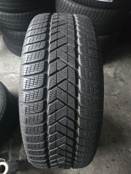 Pirelli 235/60 R18 107H MS iarnă