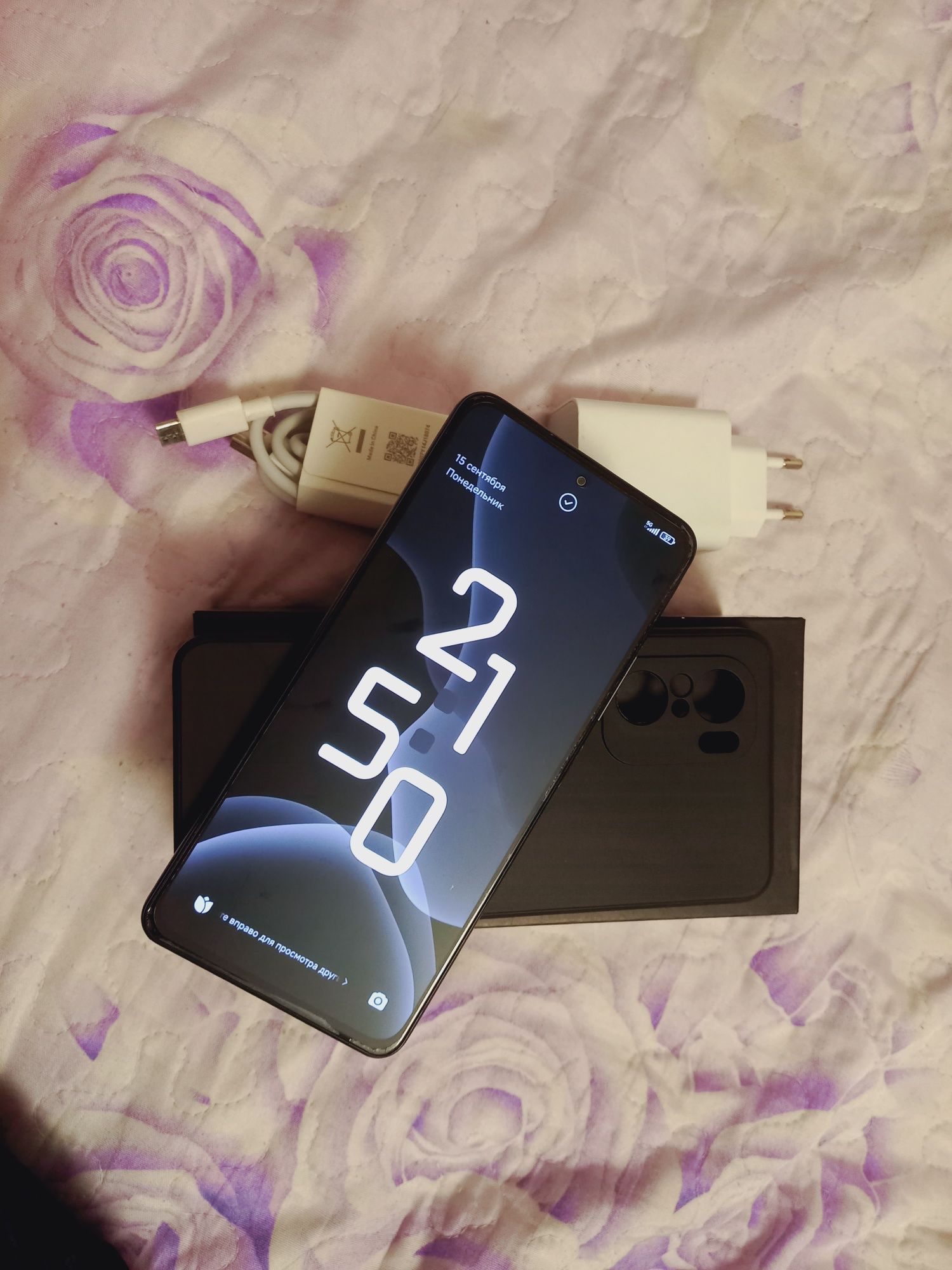 Poco f3,С зарядкой ТОРГ УМЕСТЕН
